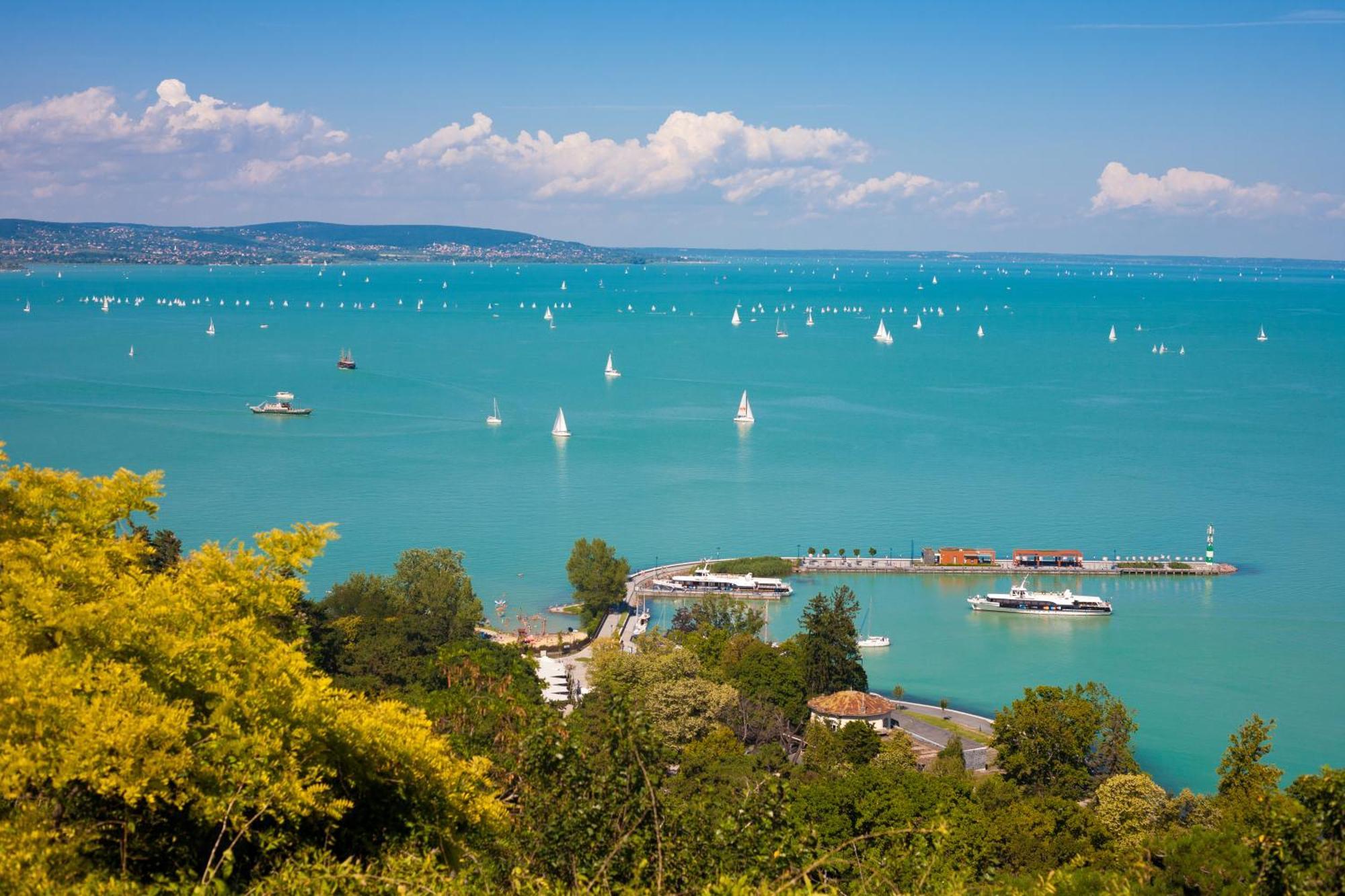 Lake Side Luxury Steps To The Lake Lela - Happy Rentals Balatonlelle Exterior foto
